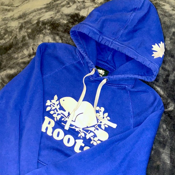 Blue ROOTS pull-over Hoodie - Picture 2 of 4